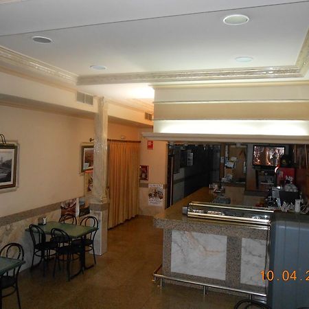 Hotel Los Hermanos Ocaña Buitenkant foto