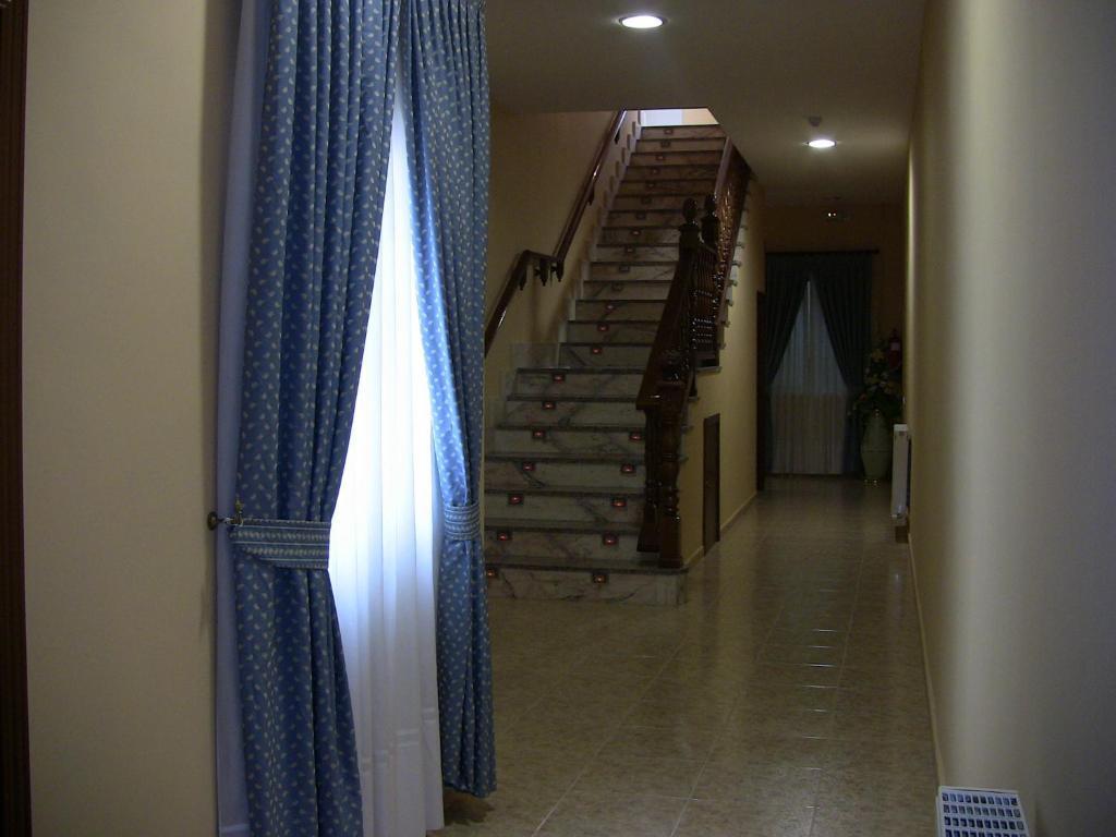 Hotel Los Hermanos Ocaña Kamer foto