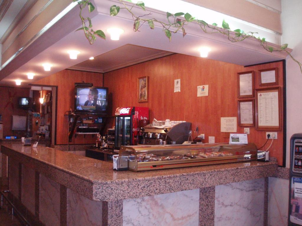 Hotel Los Hermanos Ocaña Buitenkant foto