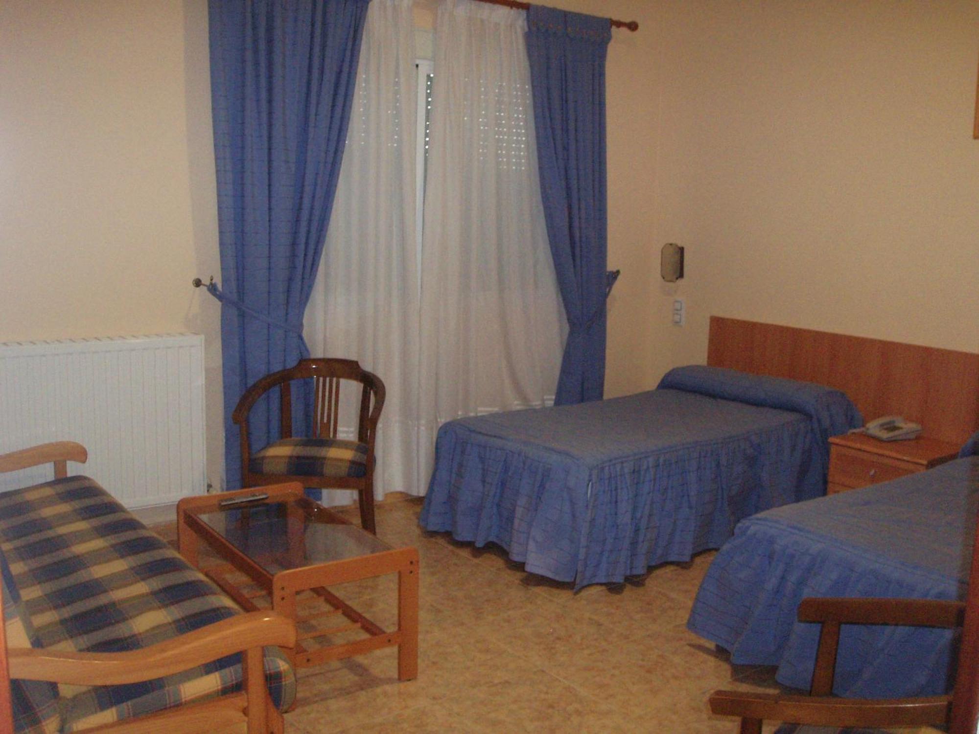 Hotel Los Hermanos Ocaña Buitenkant foto